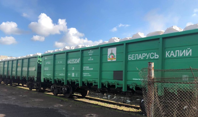 21-60150440c6.jpg