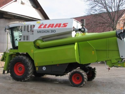 Комбайн зернозбиральний CLAAS MEDION 310